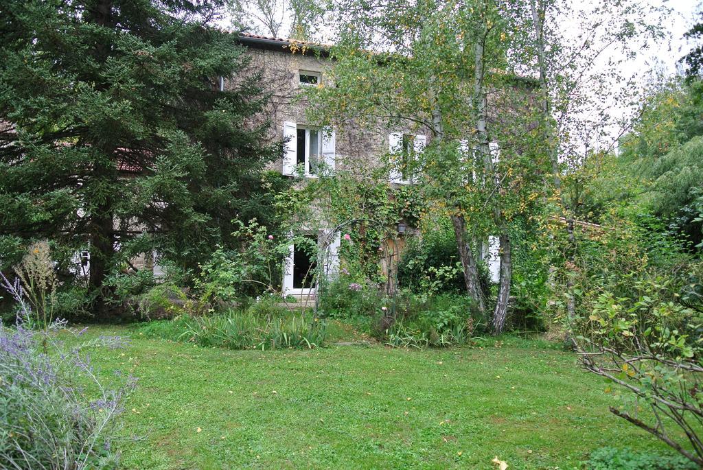 Moulin De Repassat Etape Voie Verte Bazens Экстерьер фото